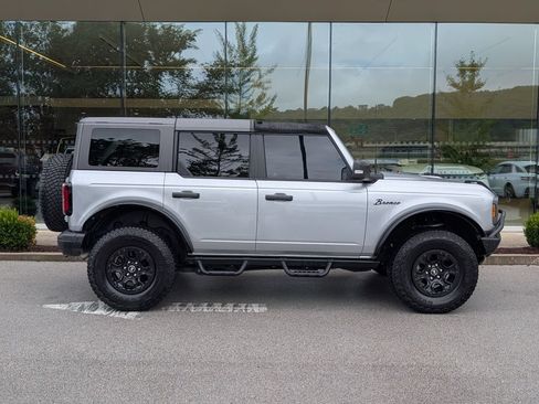 Used 2023 Ford Bronco Badlands AWD/4WD image 8