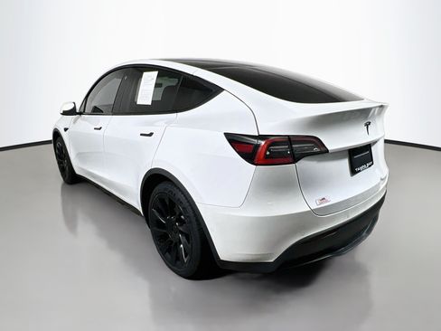 Used 2021 Tesla Model Y 2WD image 8