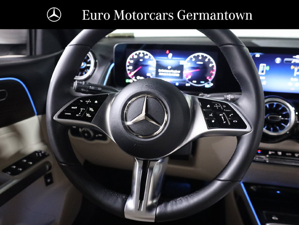 Used 2026 Mercedes-Benz GLB 250 4MATIC image 41