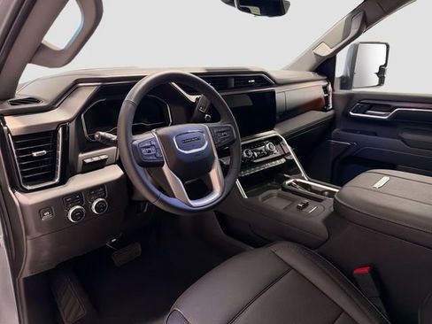 Certified 2025 GMC Sierra 2500 Denali w/ Denali Reserve Package image 8