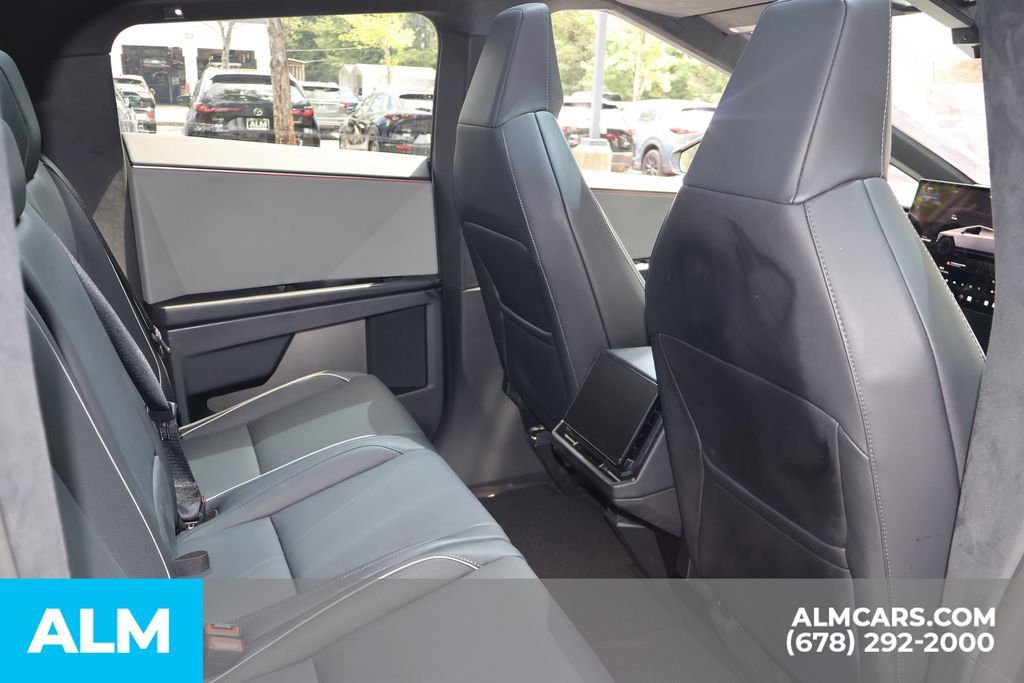 Used 2024 Tesla Cybertruck AWD Crew Cab image 17