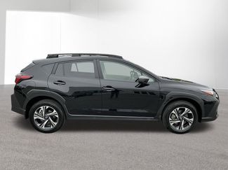 Used 2025 Subaru Crosstrek 2.0i Premium AWD/4WD video 2
