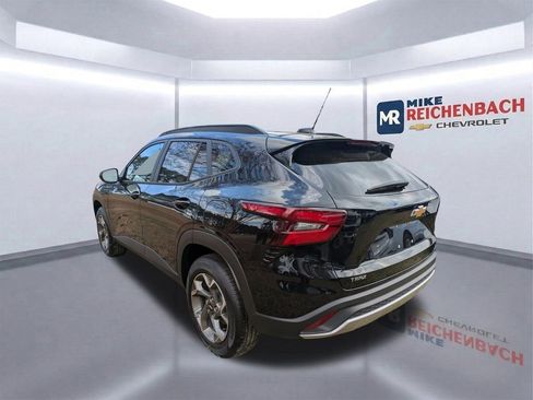 New 2026 Chevrolet Trax LT image 6