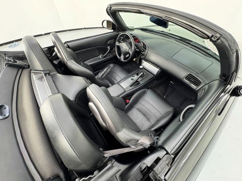 Used 2005 Honda S2000 image 28