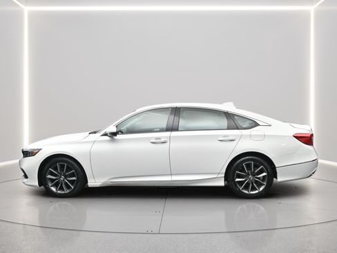Used 2021 Honda Accord EX-L image 2