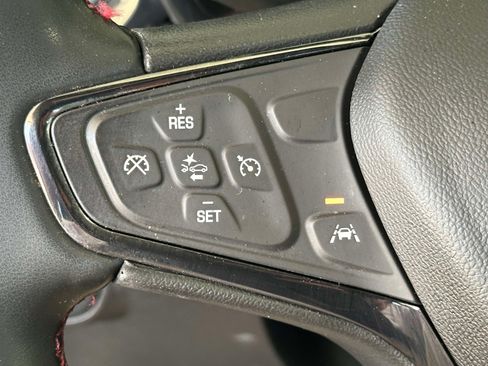 Used 2023 Chevrolet Equinox RS FWD image 19