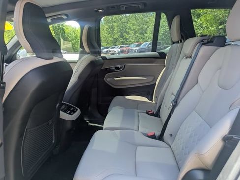 Used 2026 Volvo XC90 B6 Plus AWD/4WD image 15