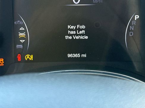 Used 2020 Jeep Grand Cherokee Altitude image 16