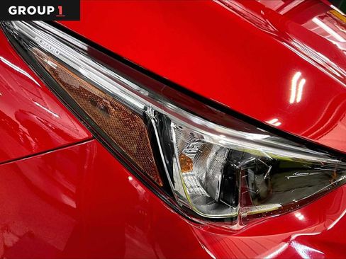 Used 2025 Subaru Crosstrek 2.0i Premium image 28