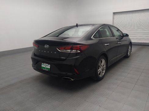 Used 2018 Hyundai Sonata Limited w/ Ultimate Package 07 FWD image 9