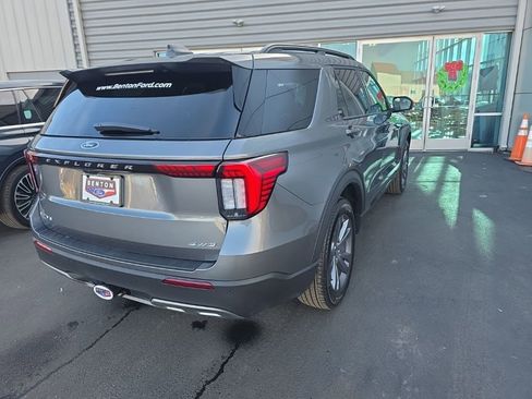 New 2026 Ford Explorer Active w/ Active Comfort Package image 5