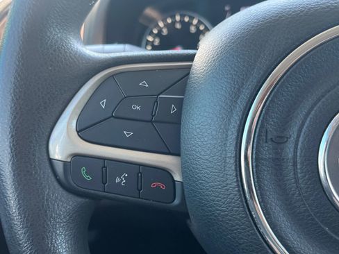 Used 2017 Jeep Renegade Sport w/ Power & Air Group FWD image 25