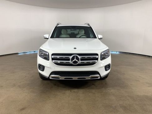 Used 2020 Mercedes-Benz GLB 250 image 3