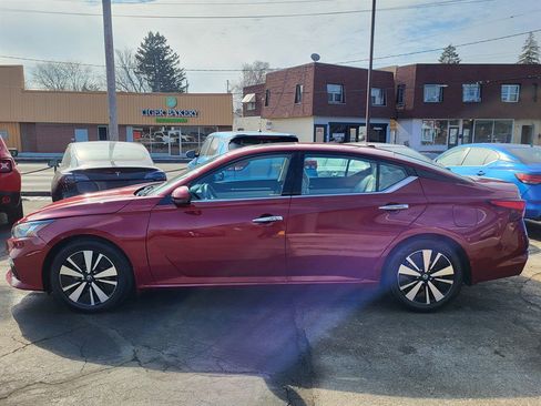 Used 2021 Nissan Altima 2.5 SL image 4
