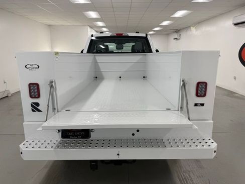 New 2026 Ford F250 XL w/ XL Chrome Package image 8