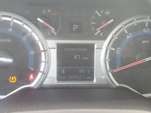 Used 2017 Toyota 4Runner Limited AWD/4WD image 26