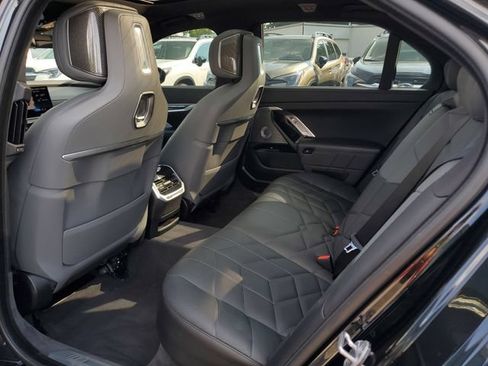 Used 2023 BMW 740i w/ Parking Assistance Package RWD image 13