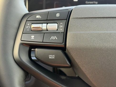 New 2026 Kia Sportage SX image 9