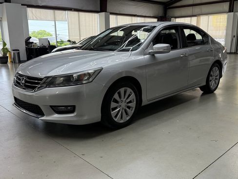 Used 2015 Honda Accord EX-L image 3