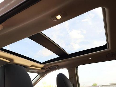 New 2026 Nissan Rogue SV AWD/4WD image 10