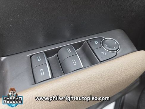 Used 2025 GMC Canyon Denali AWD/4WD image 31