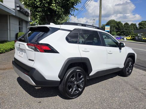Used 2024 Toyota RAV4 Adventure AWD/4WD image 3