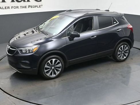 Used 2021 Buick Encore Preferred w/ Safety Package II AWD/4WD image 39