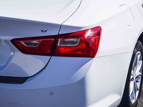 Used 2024 Chevrolet Malibu LT image 8