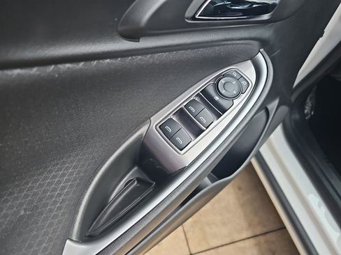 Used 2023 Chevrolet Malibu LT image 14