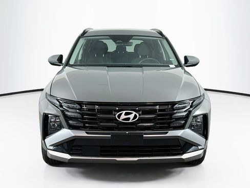 Used 2025 Hyundai Tucson SEL FWD image 2