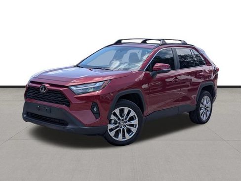 Used 2025 Toyota RAV4 XLE Premium FWD image 1