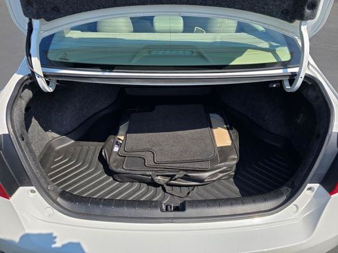 Used 2016 Honda Accord LX image 7