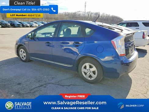 Used 2011 Toyota Prius Three image 3