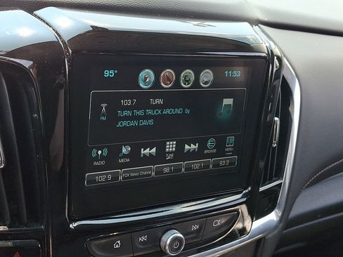 Used 2018 Chevrolet Traverse LT AWD/4WD image 23