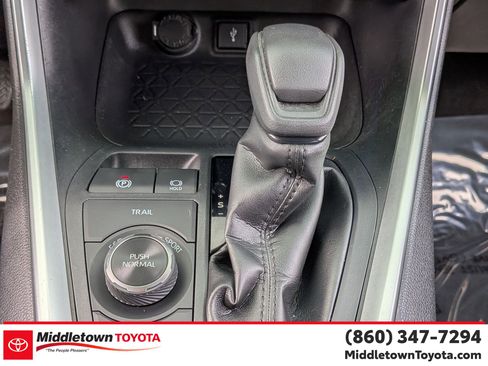 Certified 2022 Toyota RAV4 XLE w/ Convenience Package AWD/4WD image 27