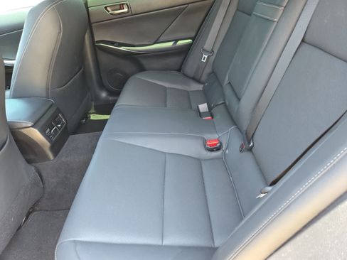 Used 2021 Lexus IS 300 w/ Comfort Package RWD image 18
