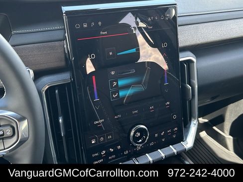 New 2026 GMC Acadia Denali Ultimate w/ LPO, Floor Liner Package image 17