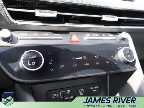 Used 2024 Hyundai Sonata SEL image 35