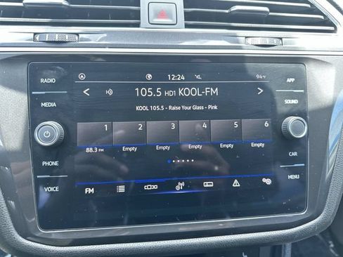 Used 2023 Volkswagen Tiguan SE R-Line FWD image 25