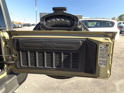 New 2026 Jeep Wrangler Sport S image 27