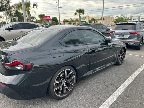 Used 2024 BMW 230i Coupe w/ Convenience Package RWD image 5