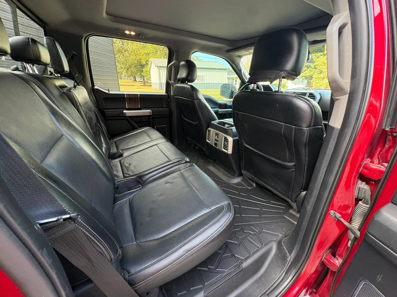 Used 2015 Ford F150 Lariat w/ Equipment Group 502A Luxury AWD/4WD image 20