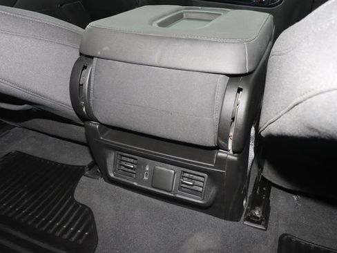 Used 2023 Chevrolet Silverado 1500 LT image 23