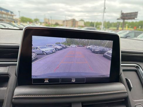 Used 2021 GMC Yukon AT4 AWD/4WD image 26
