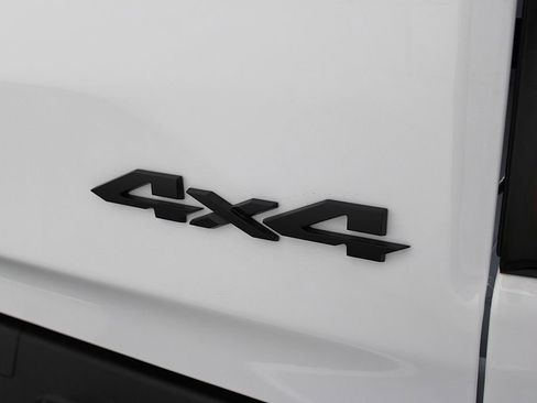 New 2026 RAM 1500 4x4 Crew Cab image 45