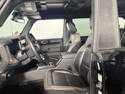 Used 2025 Ford Bronco Outer Banks AWD/4WD image 23