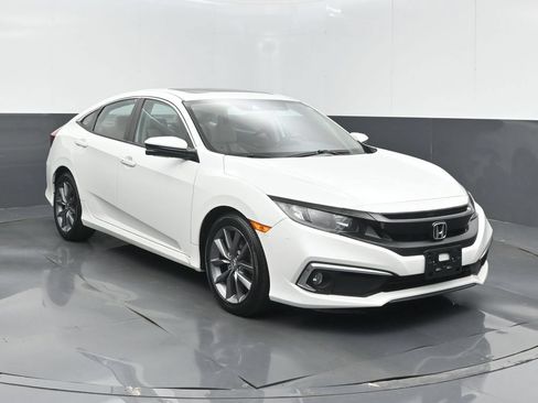 Used 2019 Honda Civic EX image 3