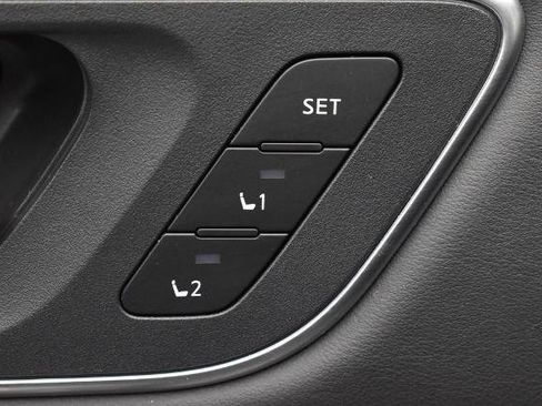 Certified 2026 Nissan Rogue Platinum w/ Platinum Premium Package AWD/4WD image 12