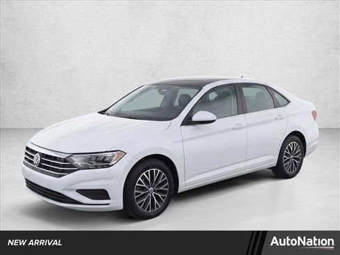 Used 2019 Volkswagen Jetta SE w/ Cold Weather Package image 1