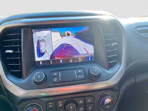 Used 2023 GMC Acadia AT4 w/ Technology Package image 14